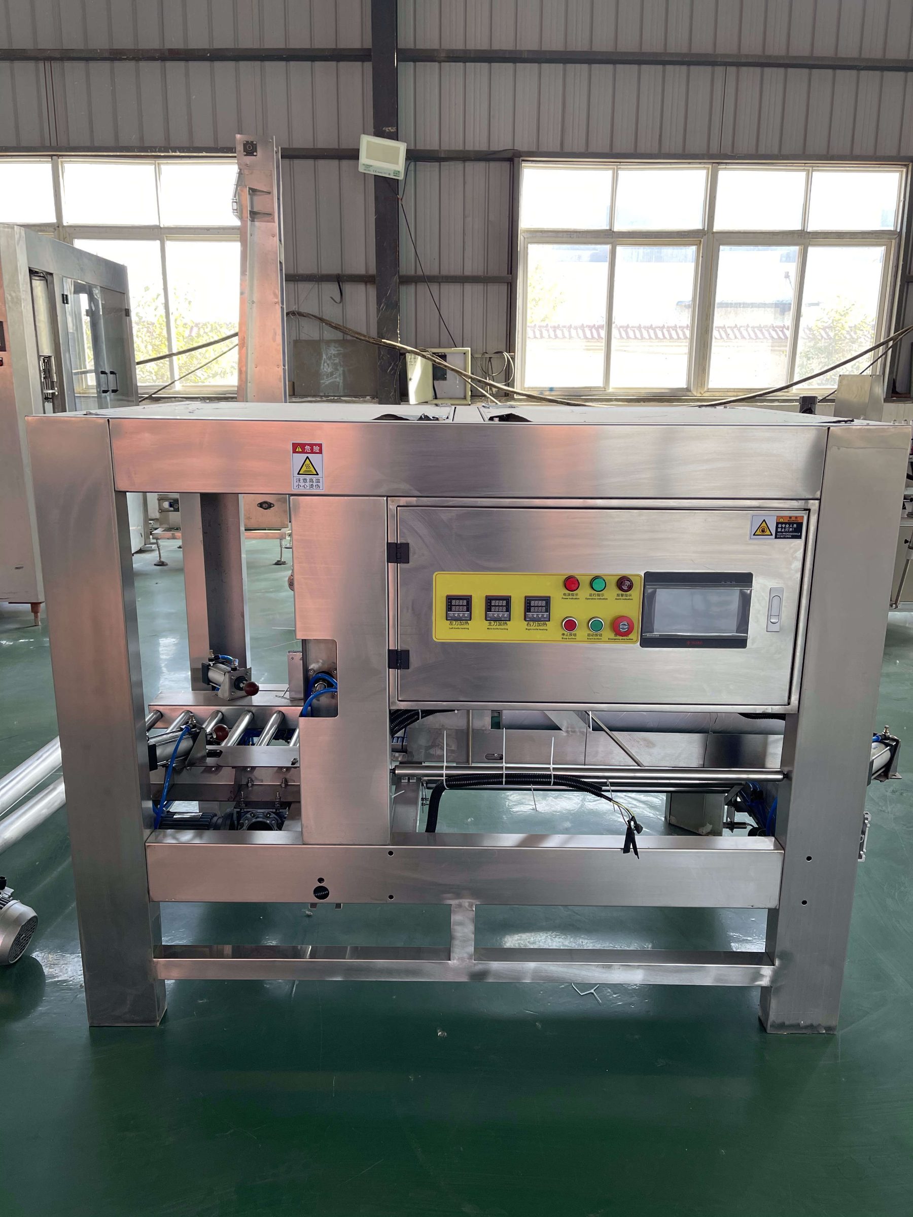 Automatic Barrel-Wrap Packaging Machine for Drinking Water