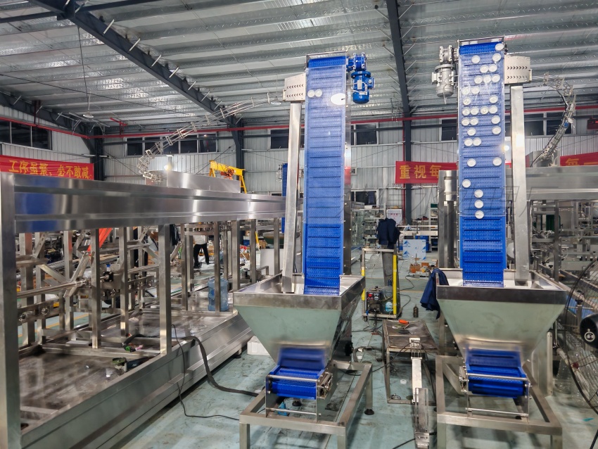 Why Reusable 3- and 5-Gallon Water Bottles Fail Hygiene Tests—and How a Proper Cleaning, Filling & Capping Line Prevents